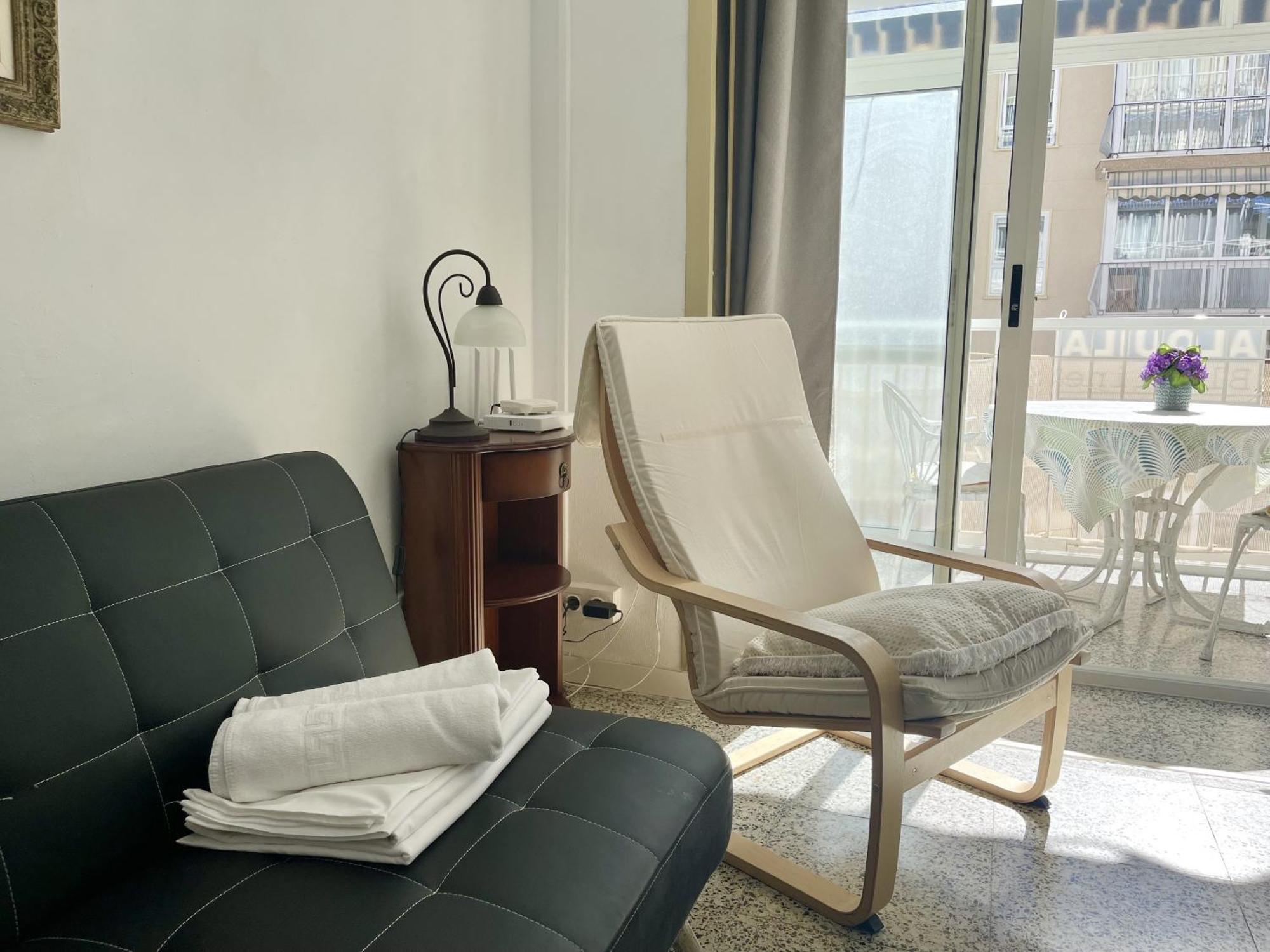 Calle Gambo Apartment Benidorm Bagian luar foto